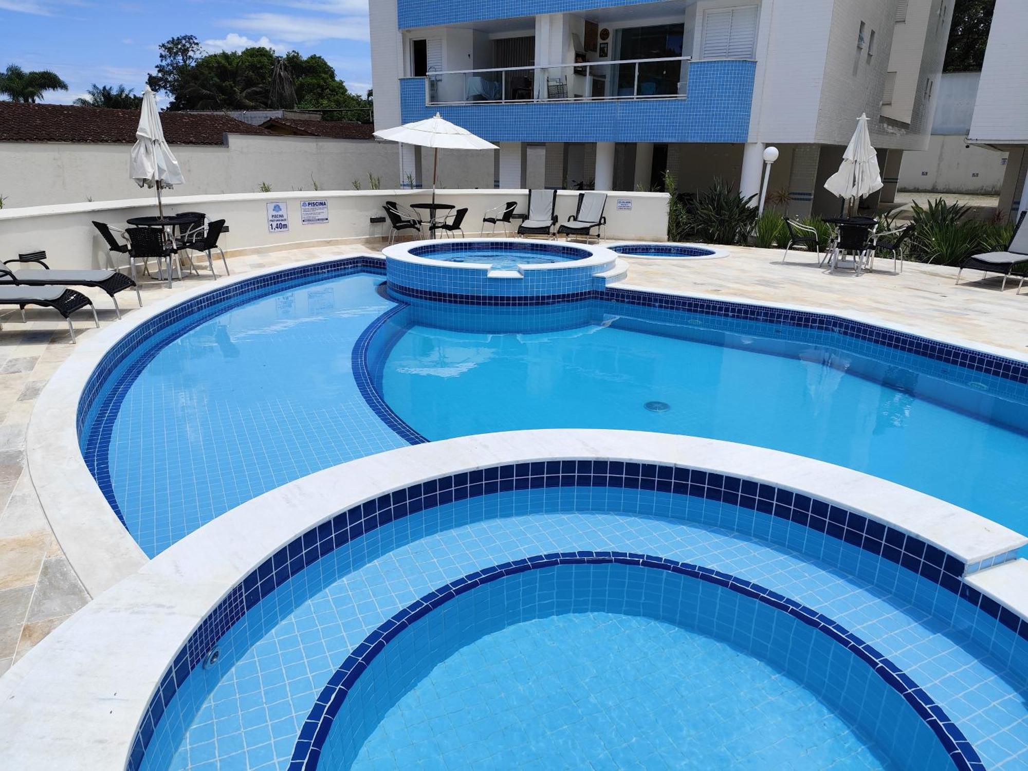 Apto Com Ar-Cond E Piscina A 100 M Praia Da Enseada Ubatuba Exterior photo