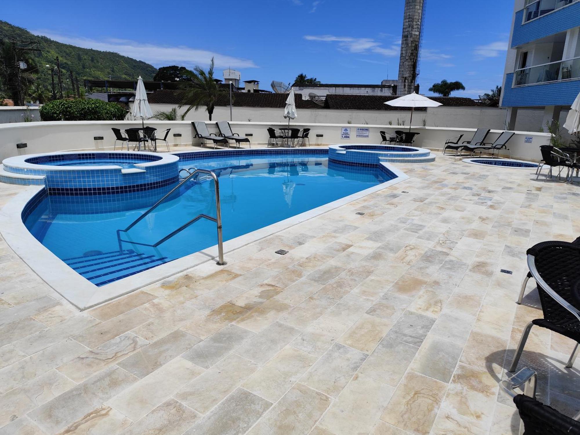 Apto Com Ar-Cond E Piscina A 100 M Praia Da Enseada Ubatuba Exterior photo